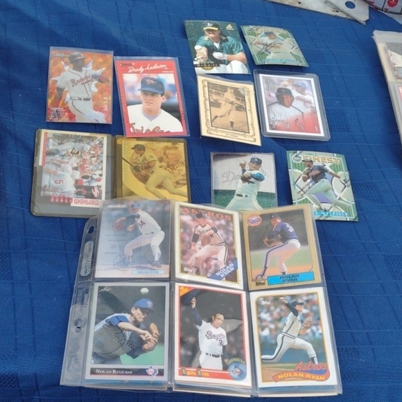 Baseball Trading Card Collection - Picture 1 of 4